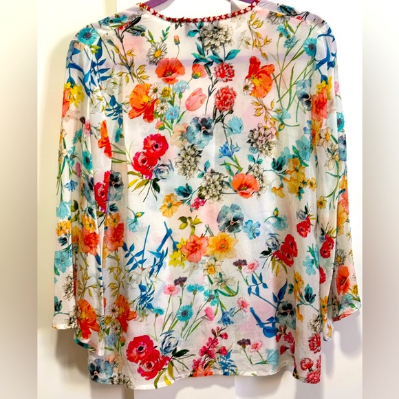 Feathers by Tolani Farah Bloom Popover Floral Blouse Embroidered Edge Top - Picture 5 of 9